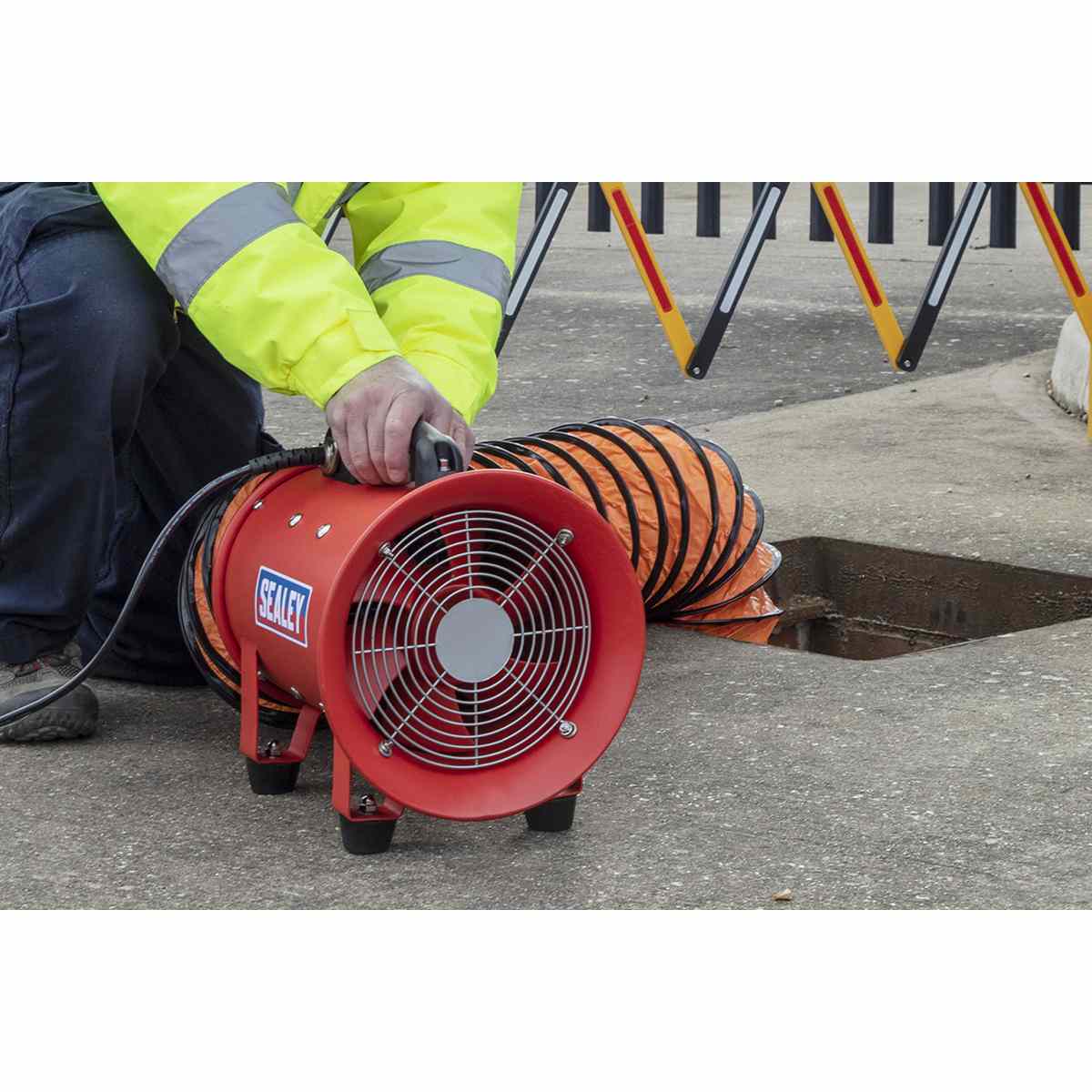 Portable Ventilator ?200mm with 5m Ducting - Image 3